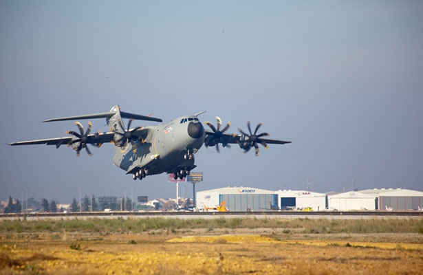 Décollage de l'A400M à Séville