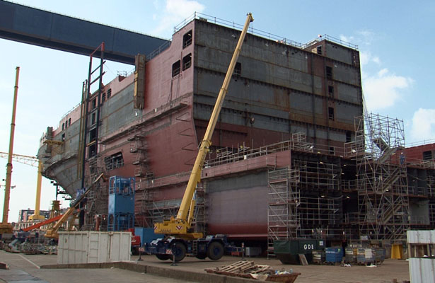 Construction d'un BPC à Saint-Nazaire en mai 2010.