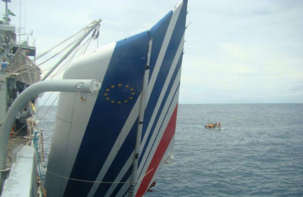 La dérive de l'Airbus A330 d'Air France retrouvée en mer.