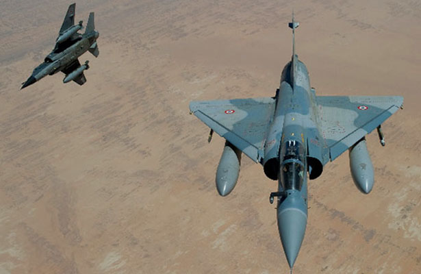 Arrivée des Mirage 2000 à Djamena au Tchad.