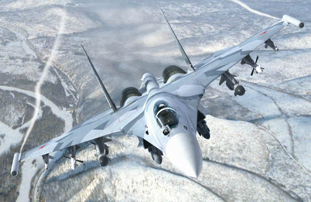 Le Su-35 a été créé dans le but d'accroître les capacités offensives du Su-27 et de lui donner la possibilité de détruire tant les cibles aériennes que de surface.