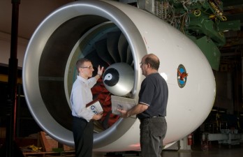 IndiGo choisit Pratt & Whitney pour l'A320 NEO IndiGo choisit Pratt & Whitney pour l'A320 NEO