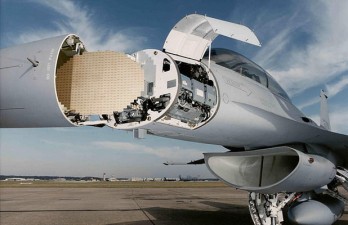 De nouveaux radars pour les F-16 thailandais De nouveaux radars pour les F-16 thailandais